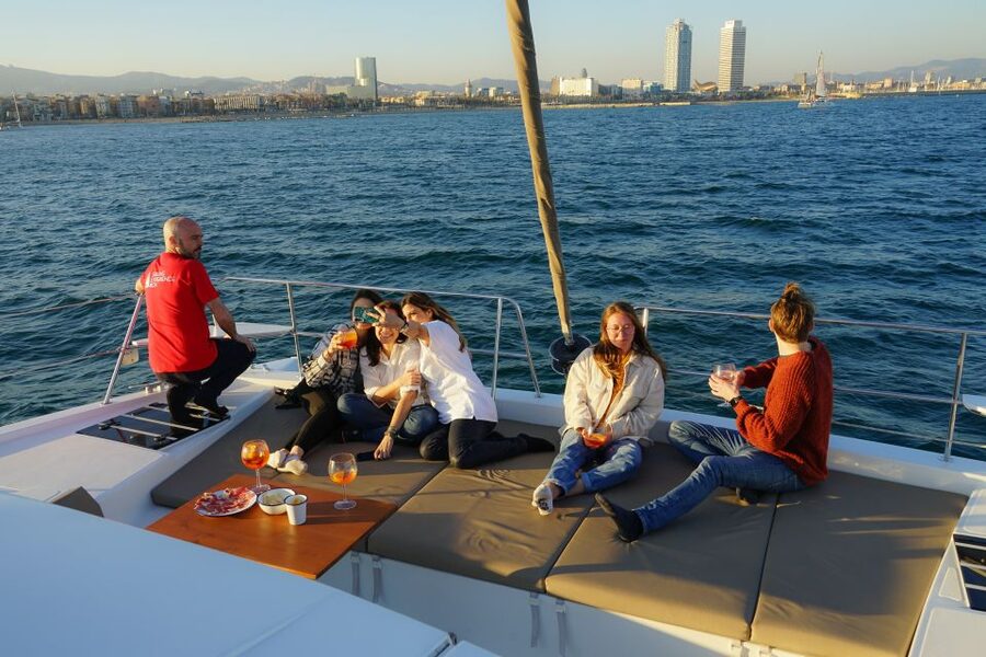 Barcelona: Private Catamaran Sailing with Drinks and Snacks - Swimming and the question of towels