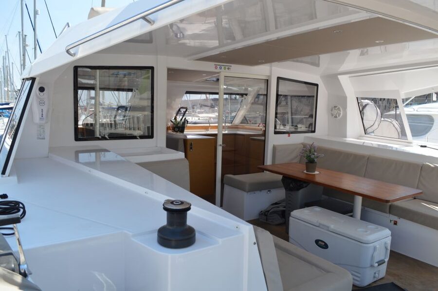 Barcelona: Private Catamaran Sailing with Drinks and Snacks - Why the private group format matters