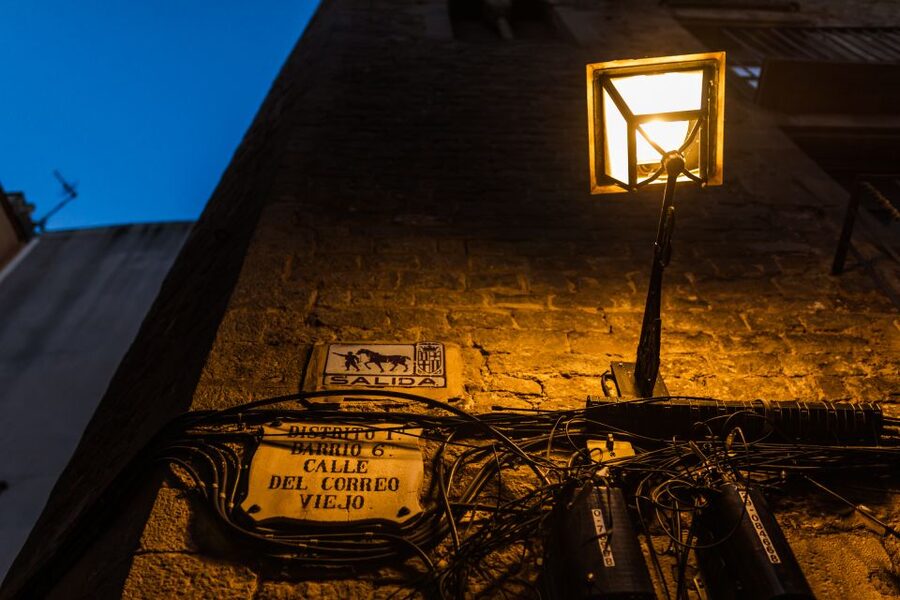 Barcelona: Private Custom Tour with a Local – Icons & Gems - Price, inclusions, and extra costs