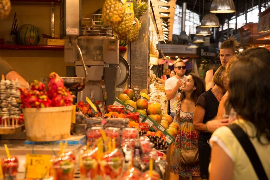 Barcelona: Private Food Tour – 10 Tastings with Locals - What the guide adds between bites
