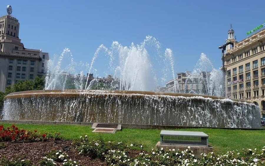 Barcelona: Private Half-Day Sightseeing Tour with a Local - Key points to know before booking