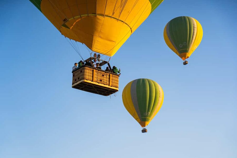 Barcelona: Private Hot Air Balloon Ride - Why the private format matters