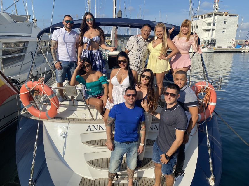 Barcelona: Private Luxury Sailing Tour - About 50 Minutes of Sailing Along the Coast