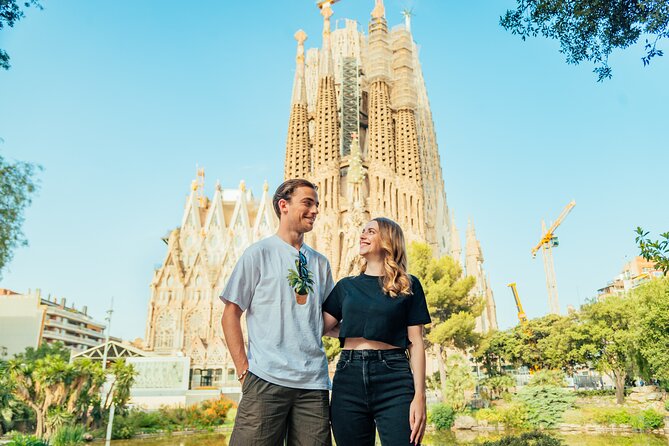 Barcelona : Private Photoshoot Outside Sagrada Familia - Why a Sagrada Familia photo session can be worth it
