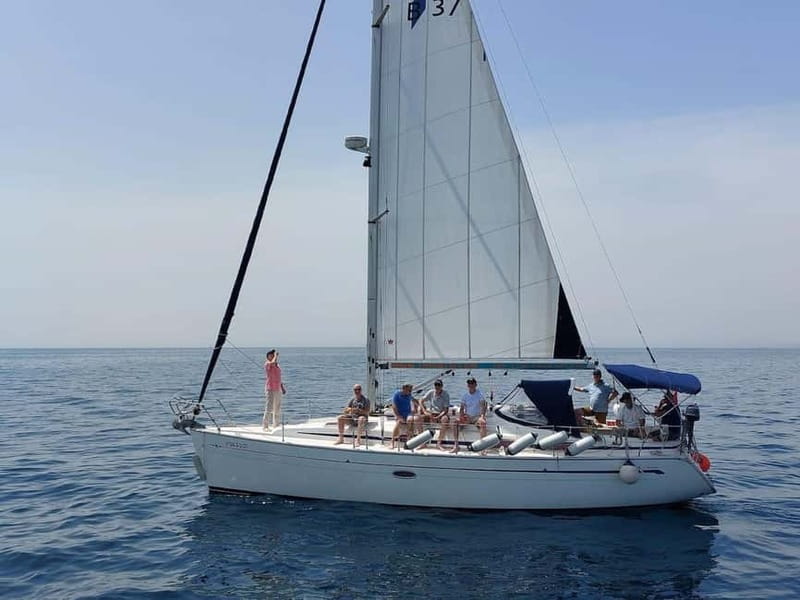 Barcelona: Private Sailing Yacht Cruise - Why a small yacht changes the Barcelona view