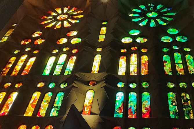 Barcelona Private Tour From Sant Pau to Sagrada Familia - Why the pairing works so well