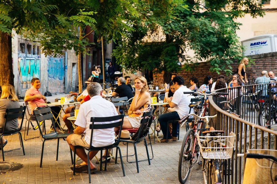 Barcelona: Private Tour w/ Locals – Highlights & Hidden Gems - A fast introduction to Barcelona in three hours