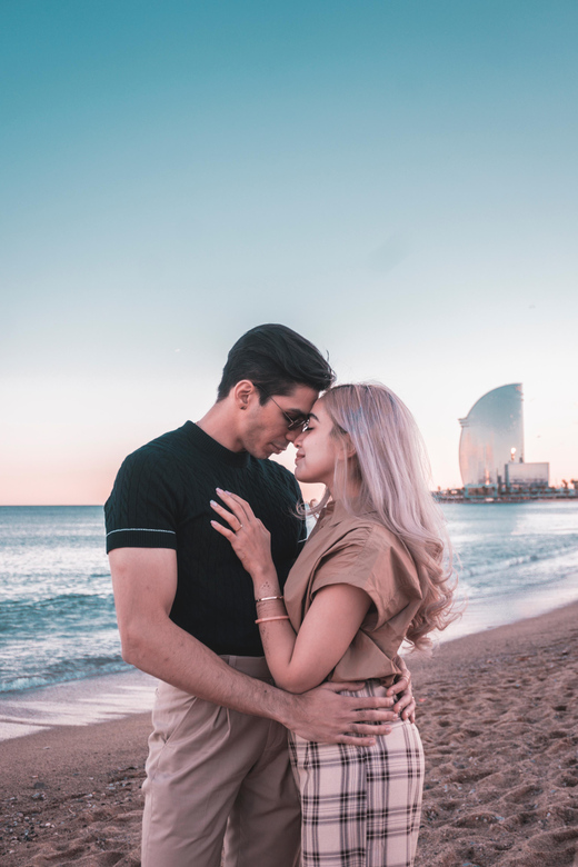 Barcelona: Professional Private Photoshoot - Who should book this experience