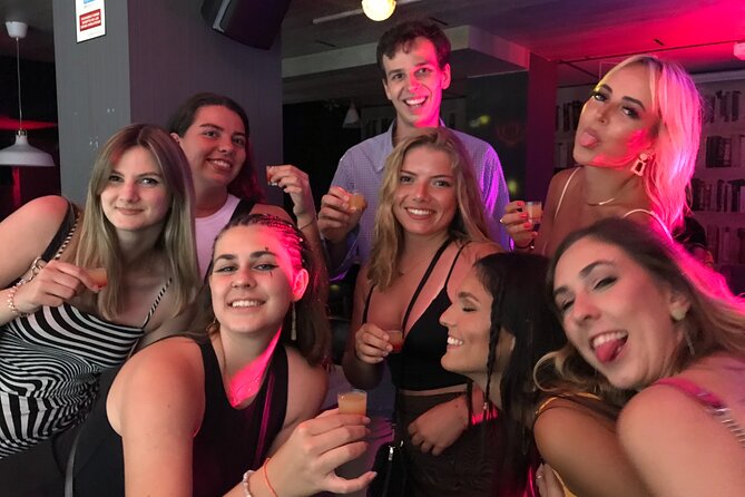 Barcelona Pub Crawl by KING -The Best Party tour & VIP Club Entry - What this Barcelona pub crawl is really designed to do