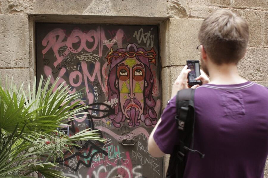 Barcelona: Raval Street Art and Graffiti Walking Tour - Why Raval is the right place for a street-art walk