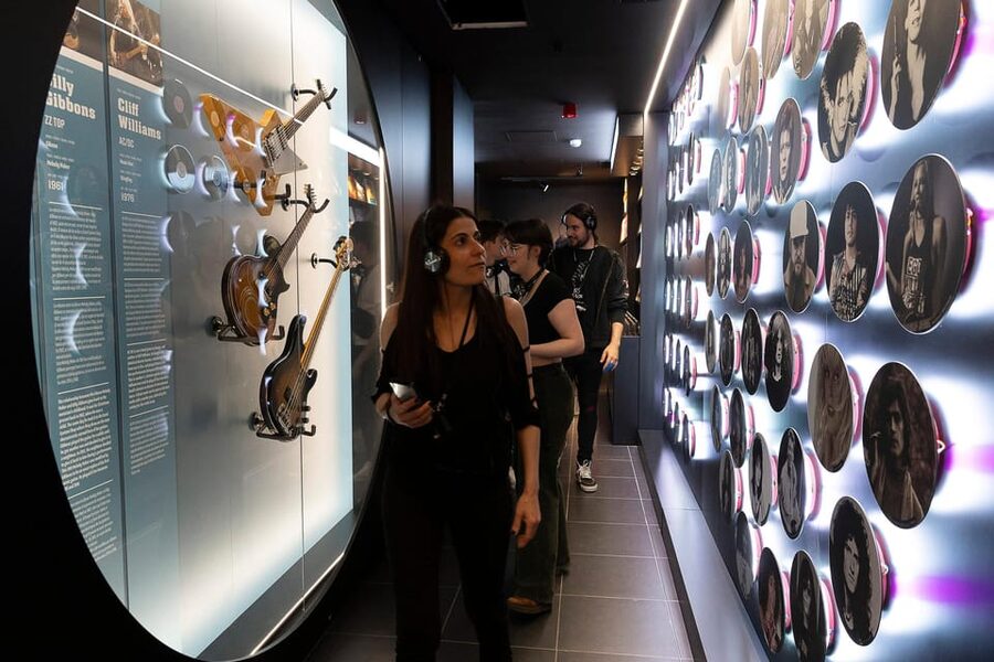 Barcelona: Rock Museum- Guitar Legends Hall - Is $21 good value?