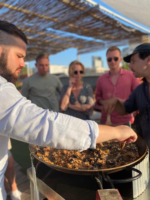 Barcelona: Rooftop Paella Cooking Class with Sangria - Small groups, family groups, and larger sessions