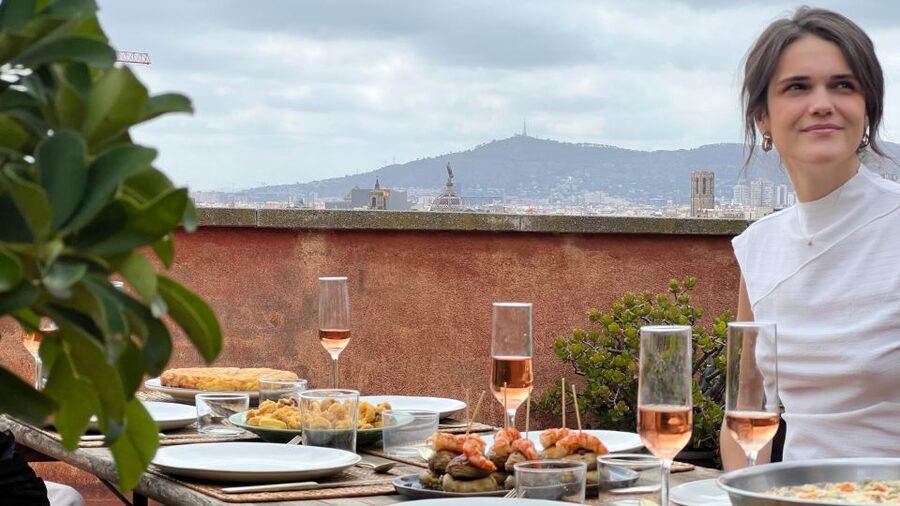 Barcelona: Rooftop Tapas and Sangria Class with a Chef - How Hands-On Is the Class?