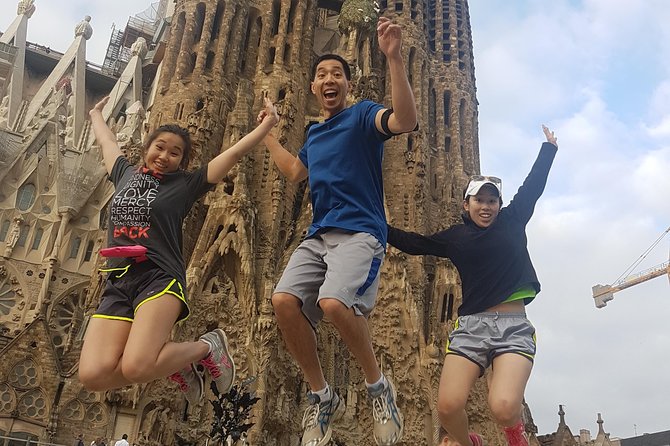 Barcelona Running Tour. Discover the city with a local - Key points to know before you book