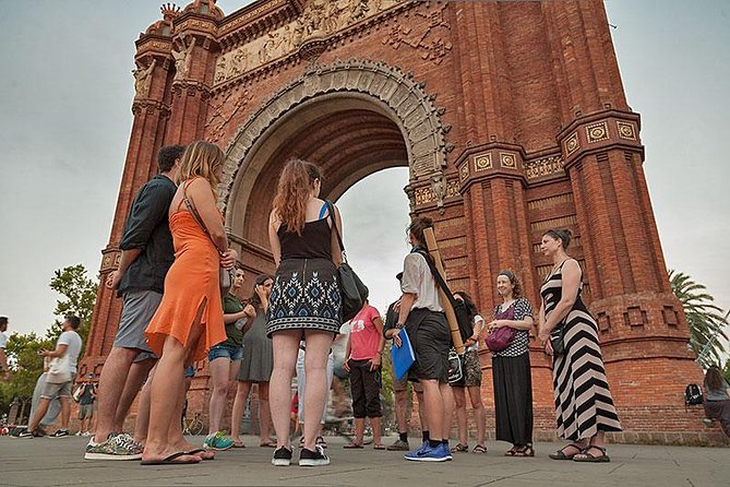 Barcelona's Dark History Night Tour - From the old city to El Born