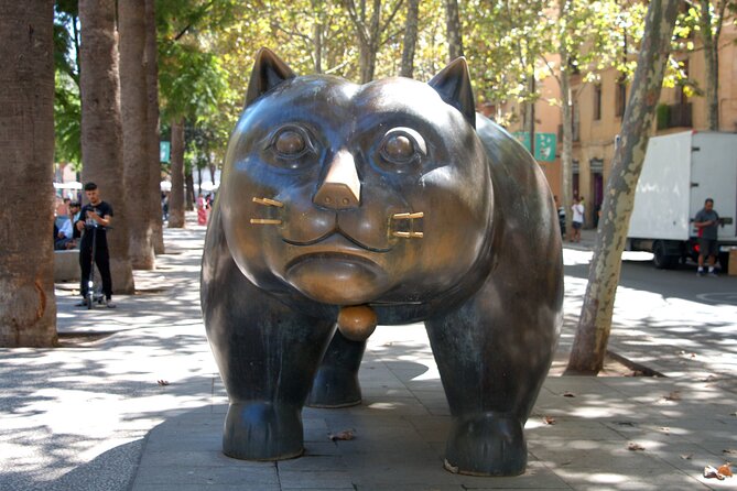 Barcelona's El Raval and the Gothic Quarter: A Self-Guided Audio Tour - Can Culleretes and Meson del Cafe