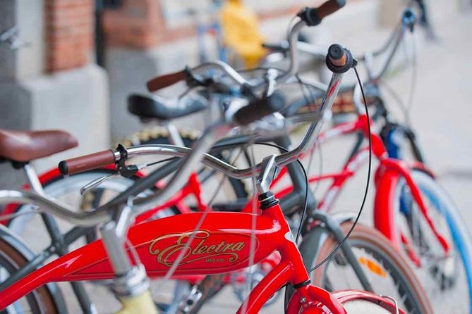 Barcelona's Original Bike Tour in English - Bikes, traffic, and the pace of the group