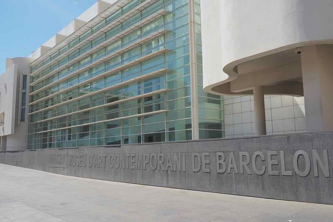 Barcelona's Original Bike Tour in English - How the small group changes the experience