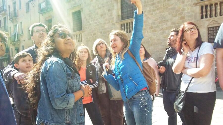 Barcelona: Sagrada Familia and City Tour with Hotel Pickup - Along the coast from Bogatell to Port Vell