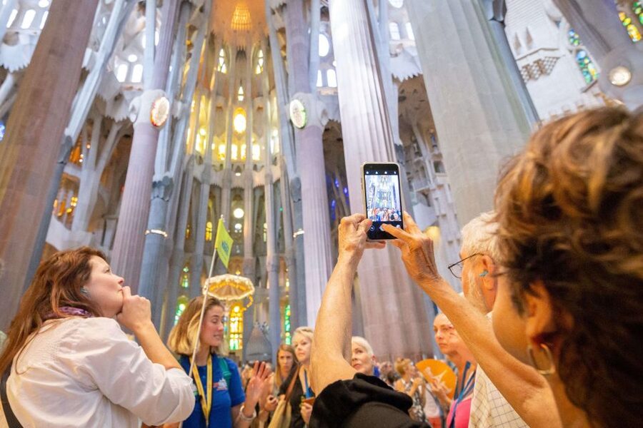 Barcelona: Sagrada Familia and Park Guell Combo Guided Tour - Why these two Gaudí sights belong together