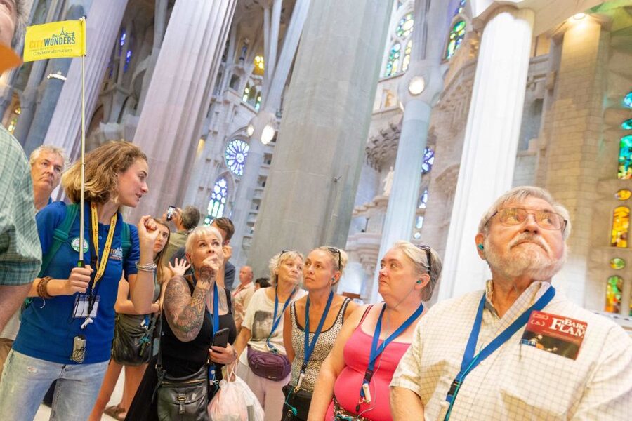 Barcelona: Sagrada Familia and Park Guell Combo Guided Tour - Small planning choices that make a big difference
