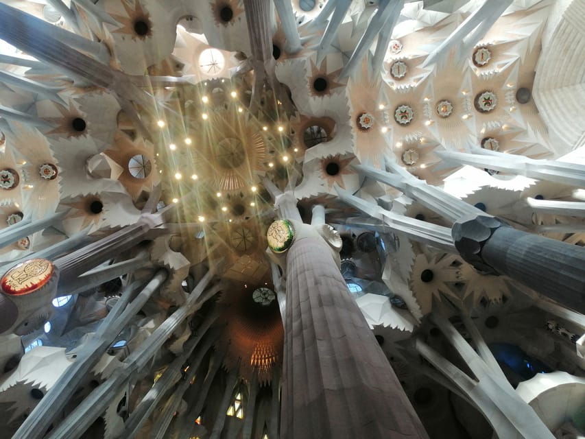 Barcelona: Sagrada Família and Park Güell Guided Tour - Is Four Hours Enough?