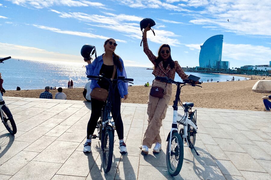 Barcelona: Sagrada Familia Electric Scooter or Bike Tour - Is $34 a fair price?