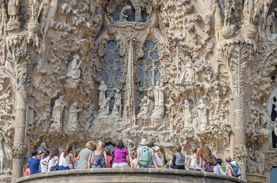 Barcelona: Sagrada Familia Fast Track Guided Tour - Skip-the-line access, with a few limits
