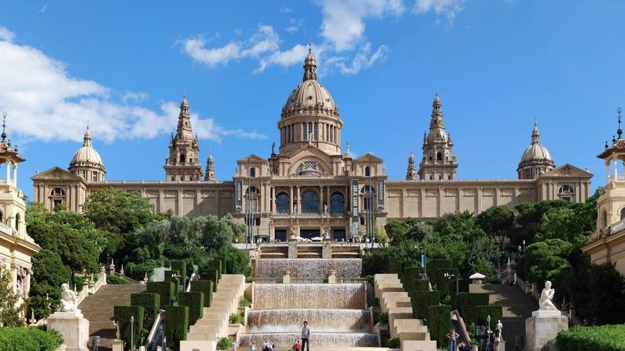 Barcelona & Sagrada Familia Half-Day Tour with Hotel Pickup - Practical details that matter