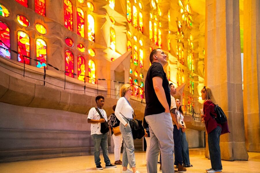 Barcelona: Sagrada Familia Priority Access Guided Tour - The exterior: stories carved into stone