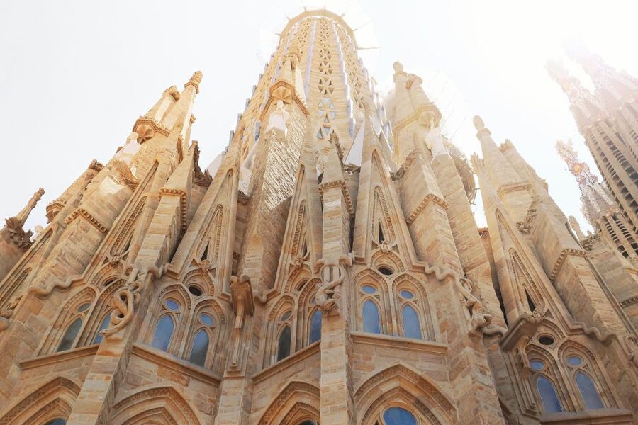 Barcelona: Sagrada Familia Small Group Guided Tour - Why Sagrada Familia deserves a guided visit