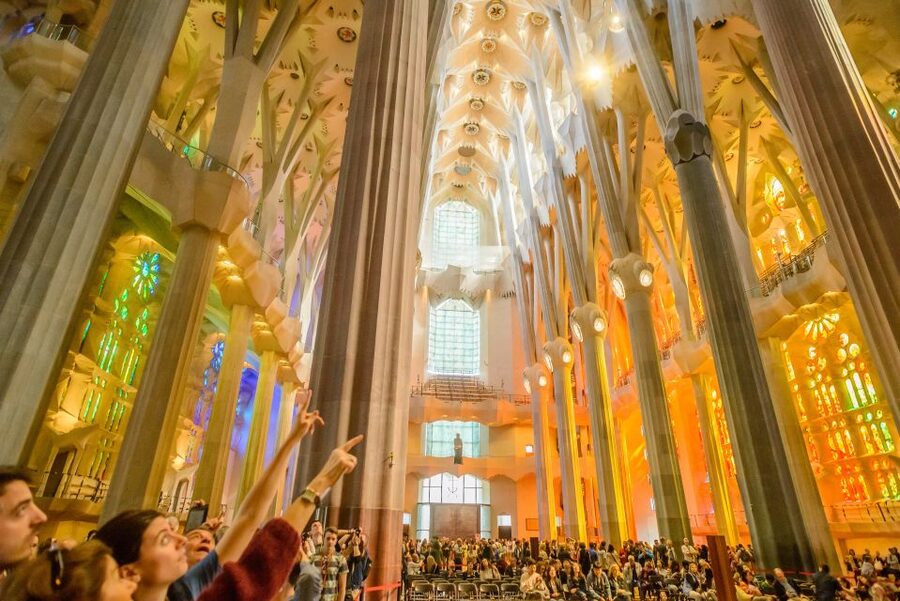 Barcelona: Sagrada Familia Tour & Optional Tower Visit - Dress, bags, and practical limits