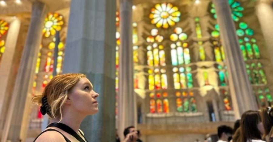 Barcelona: Sagrada Familia Tour with Skip-the-Line Access - Why the Sagrada Familia deserves a guided visit
