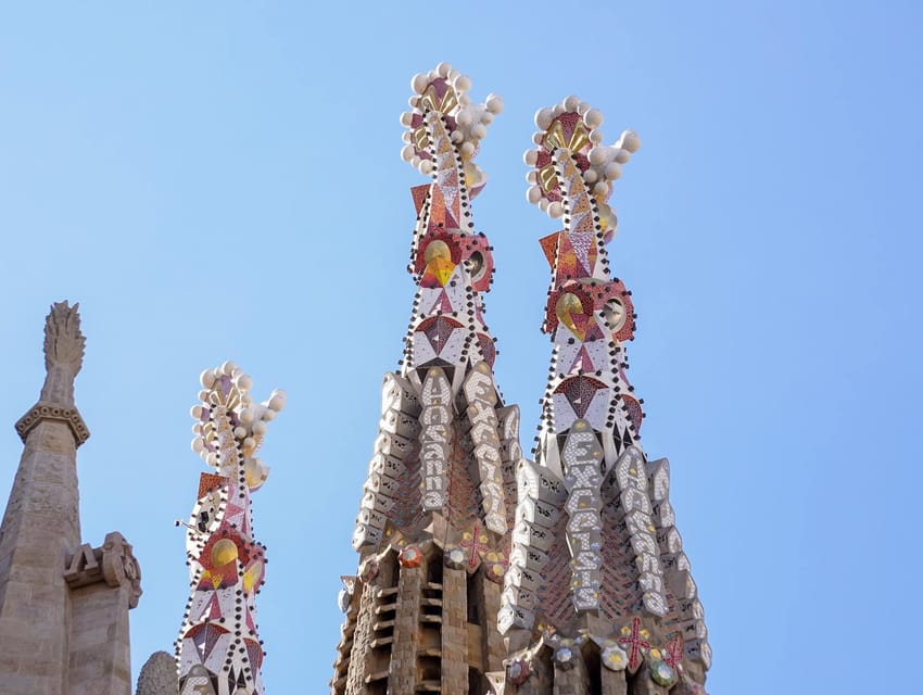 Barcelona: Sagrada Familia with Towers and Park Güell Tour - The museum: drawings, models, and Gaudí’s working process