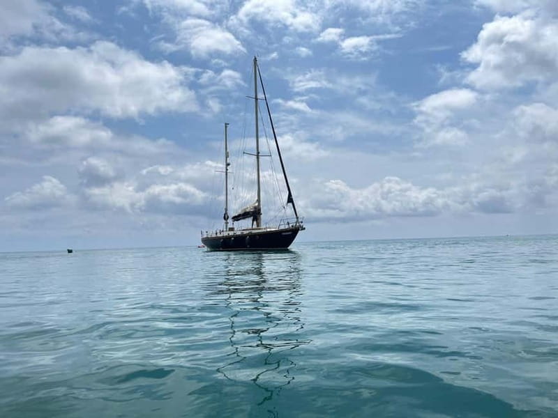 Barcelona: Sailing on a Classic Ketch Boat with tapas & cava - Meeting the boat behind the W Hotel