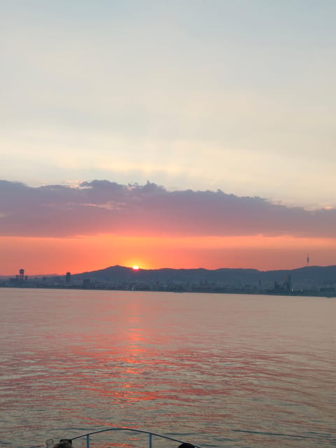 Barcelona: Sailing tour - The possible swimming stop
