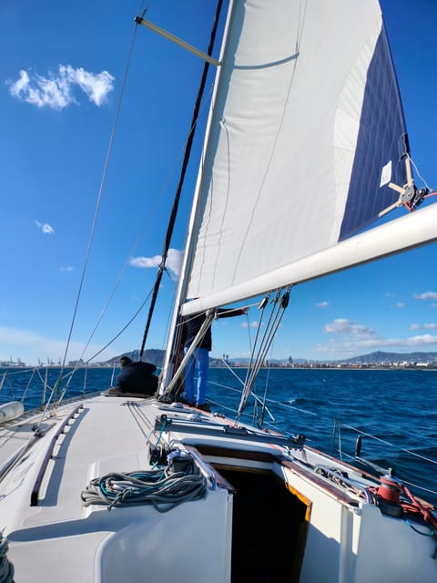 Barcelona: Sailing tour - Is $59 a fair price?