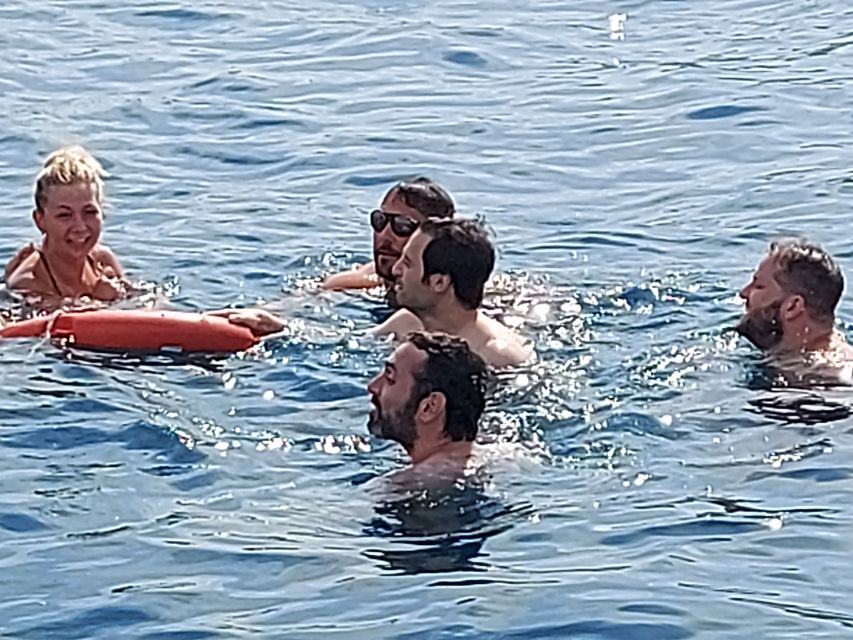 Barcelona Sailing Tour Drinks, snacks Swim & Stunning Views - The first 20 minutes under sail