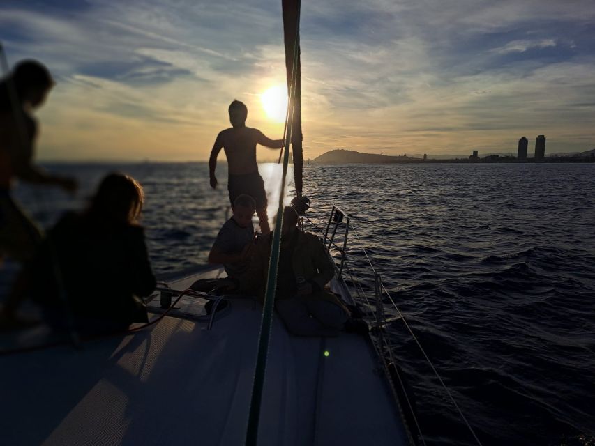 Barcelona: Sailing tours con capitán local, bebidas y snacks - Practical details that affect your choice