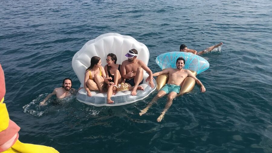 Barcelona: Sailing Trip with Drinks and Snacks - Is $40 good value?