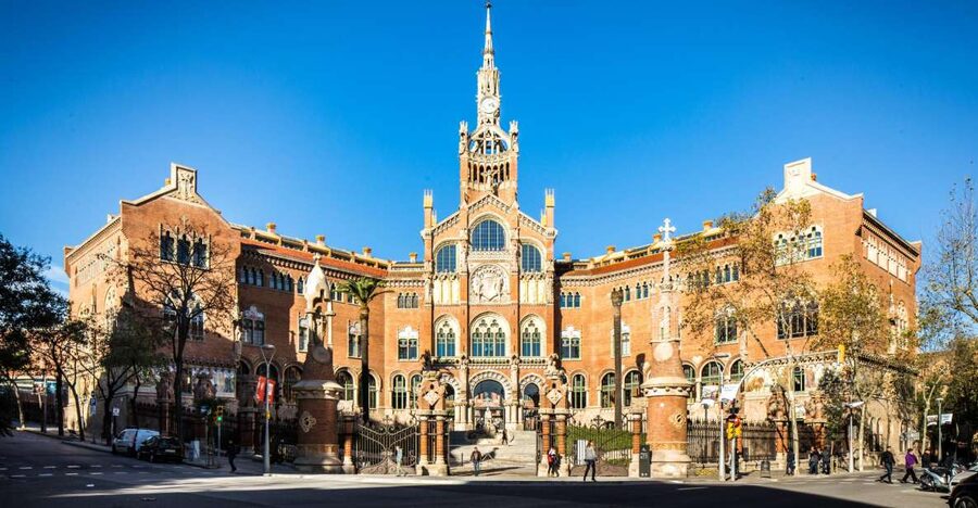 Barcelona: Sant Pau Recinte Modernista Entry Ticket - The gardens and pavilions: a hospital planned as a garden city