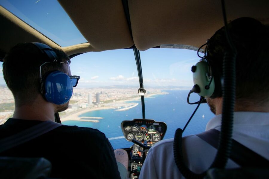 Barcelona: Scenic Helicopter Flight - The 40-minute Barcelona and Montserrat flight