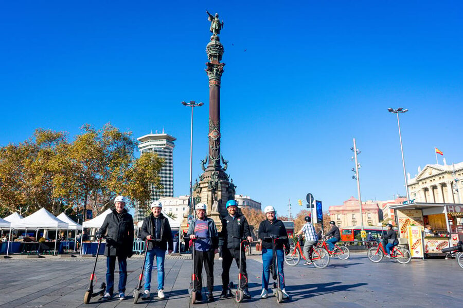 ❤️Barcelona Segway Tour ❤️ with a Local Guide - Getting started with the 15-minute safety briefing