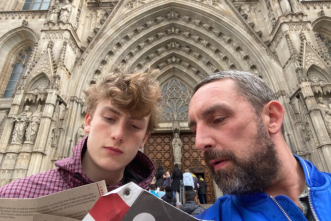 Barcelona Self-Guided Murder Mystery Tour by the Cathedral of Barcelona - Who will enjoy this most