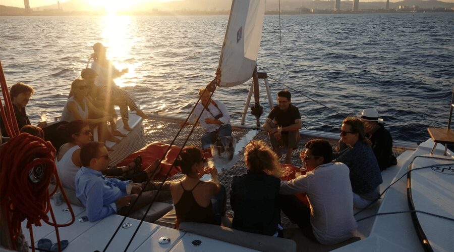 Barcelona: Shared cruise on luxury catamaran Drinks + Snacks - Key points at a glance