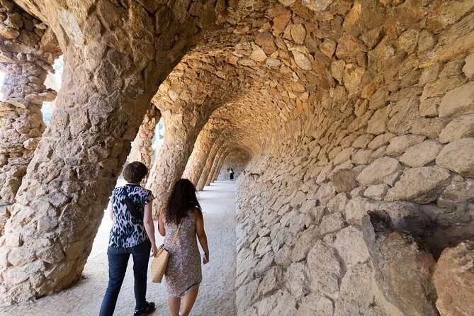 Barcelona: Skip-the-Line Gaudi's Park Guell Guided Tour - Guide style can shape the whole visit