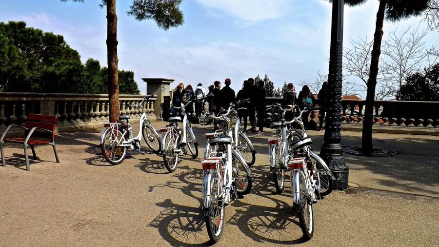 Barcelona: Small Group or Private Bike Tour - What to bring and how to prepare