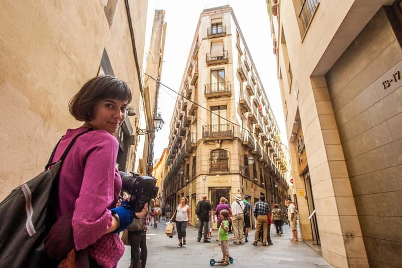 Barcelona: Small Group Picasso Tour with Picasso Museum - Key points at a glance