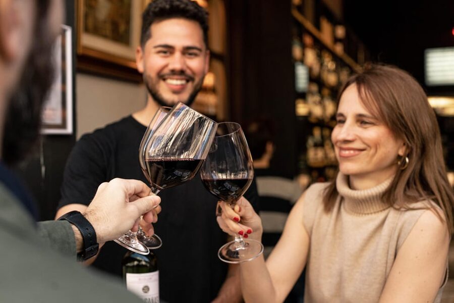 Barcelona: Sommelier-Led Food & Wine Tasting Tour - Second restaurant: a change of setting and pairing