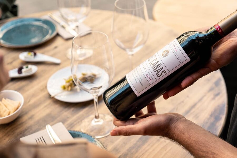 Barcelona: Sommelier-Led Food & Wine Tasting Tour - What the three-hour pace feels like